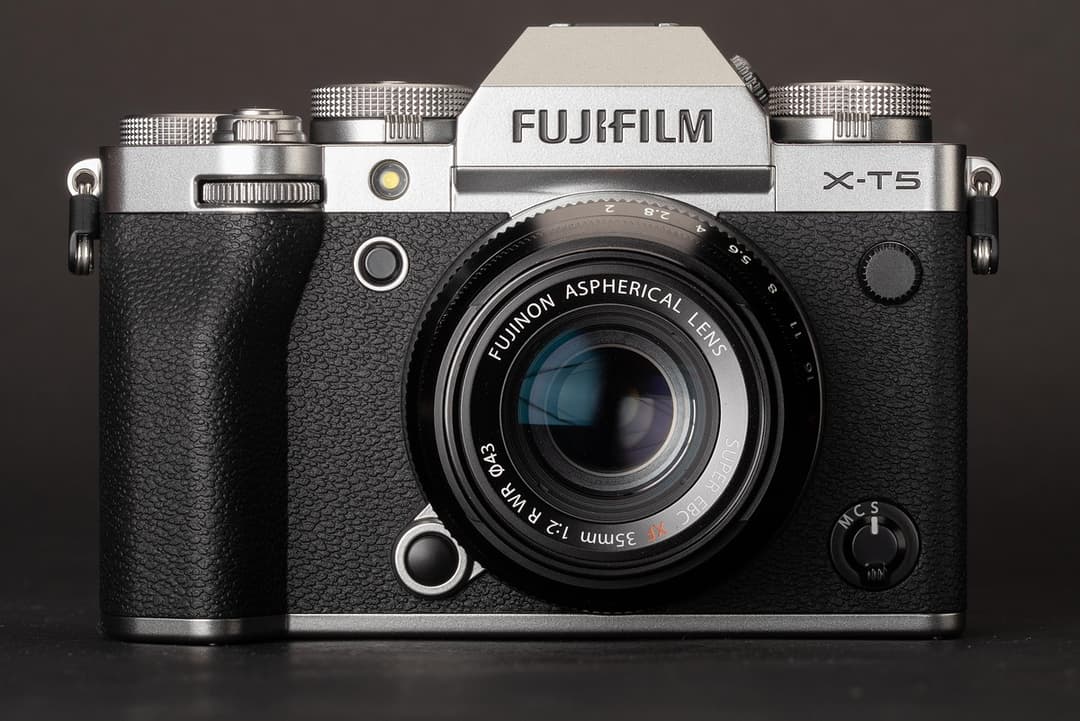 Fujifilm X-T5